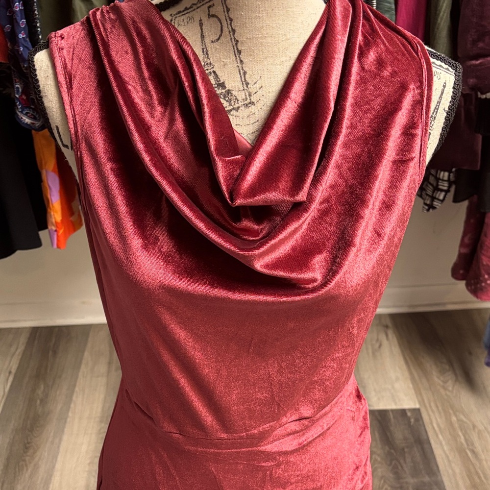NWT Zaful Wine Red Velvet Midi Dress - Picture 10 of 15